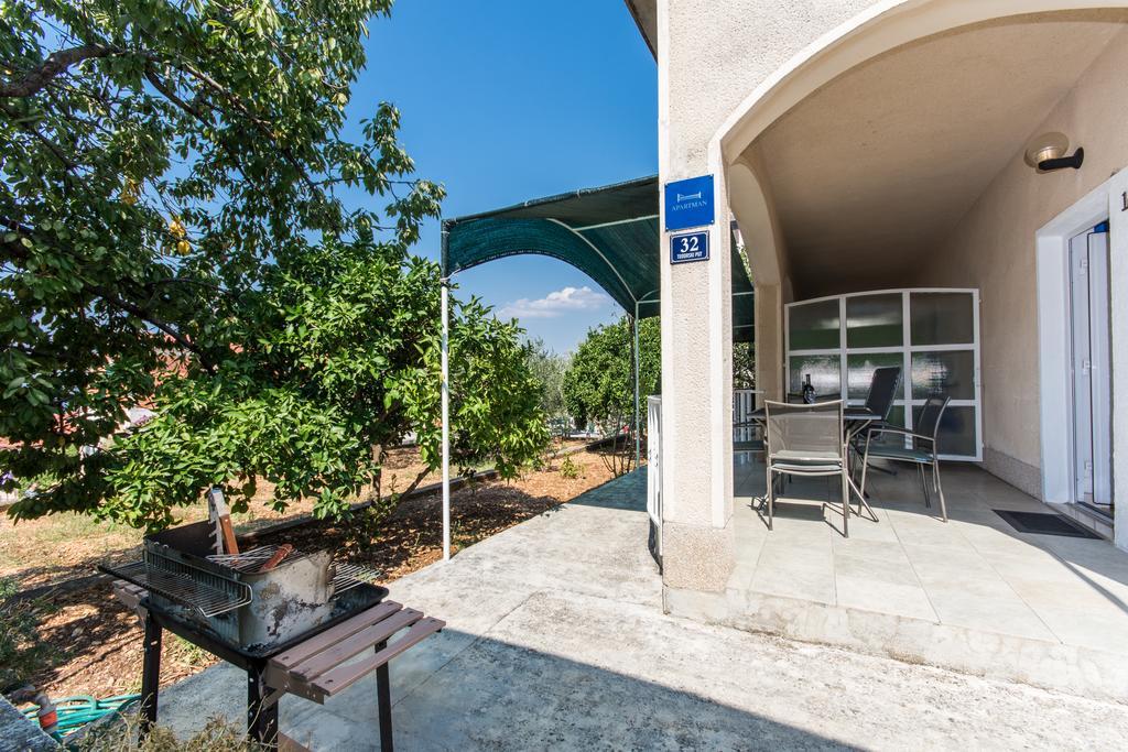 Apartments Fani Trogir Ngoại thất bức ảnh